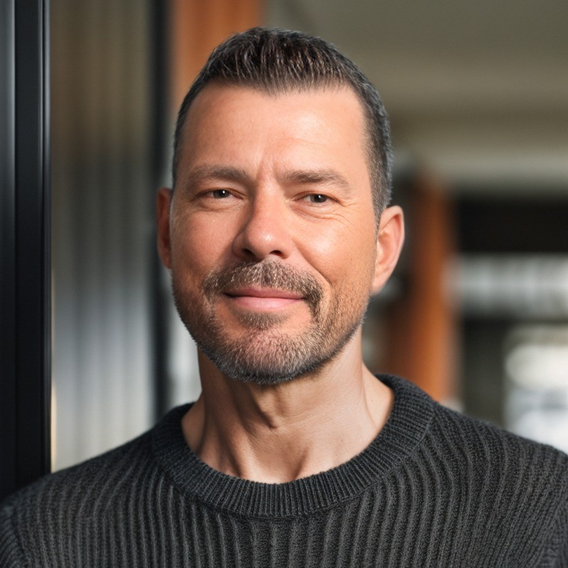 Charles Var